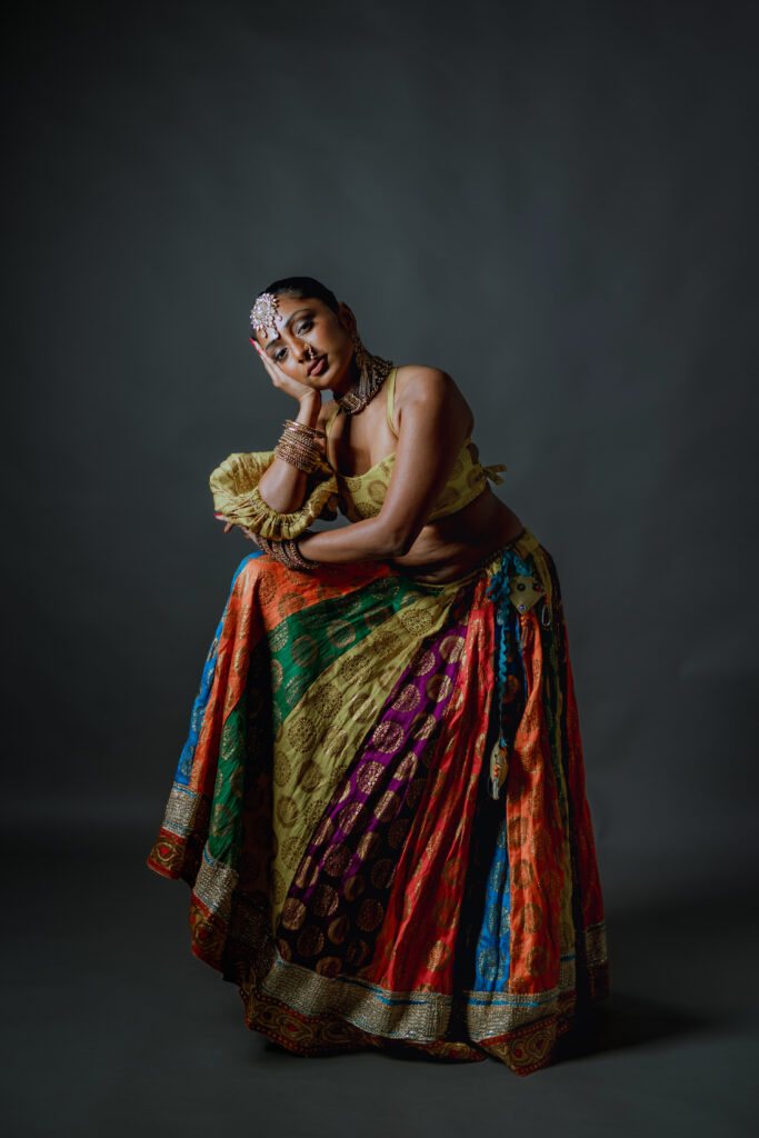 Sajani Sooriyadeniya performing